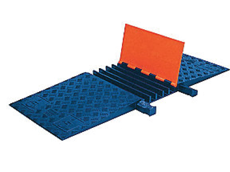 https://www.cabletiesandmore.com/images/gallery/5-channel-ada-ramp-general-purpose-guard-dog-cable-protector-orange-lid-blue-base-cpgd5x125-ada-blue.jpg